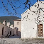 Il Castello Di Campello Aparthotel