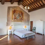Il Castello Di Campello 4*