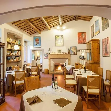 Апарт-отель Il Castello Di Campello 4*