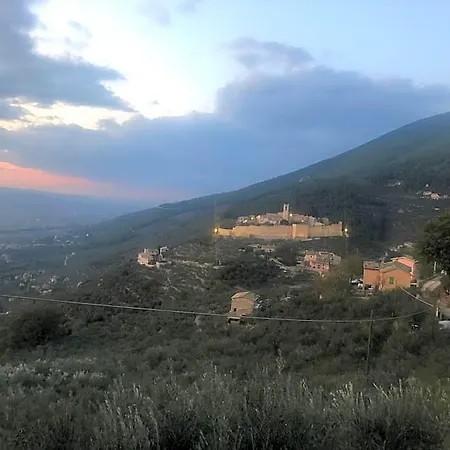 Il Castello Di Campello 4*