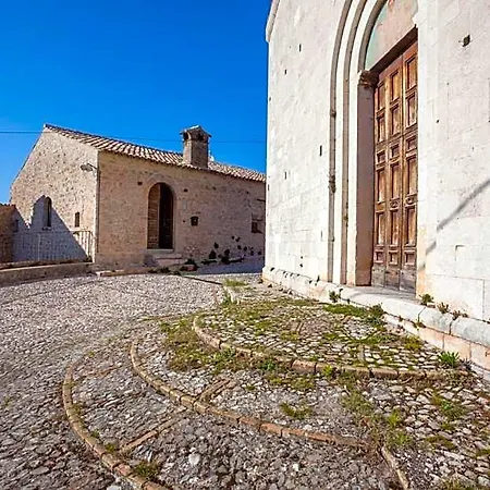 Apart Otel Il Castello Di Campello 4*