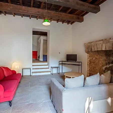 Apart Otel Il Castello Di Campello 4*