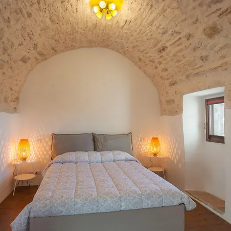 Il Castello Di Campello