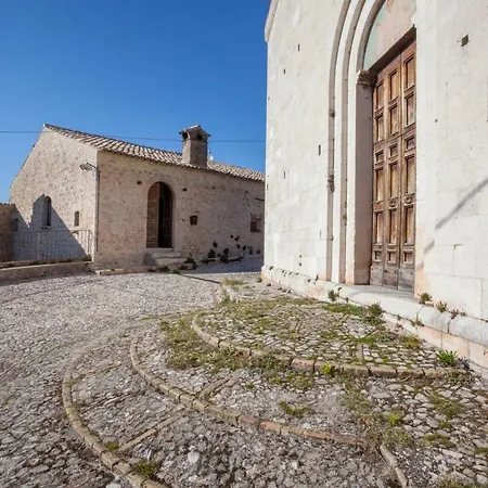 Il Castello Di Campello Appart hôtel Campello sul Clitunno