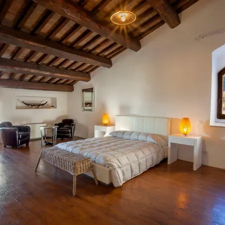 Il Castello Di Campello