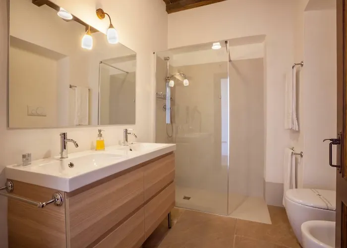 Il Castello Di Campello