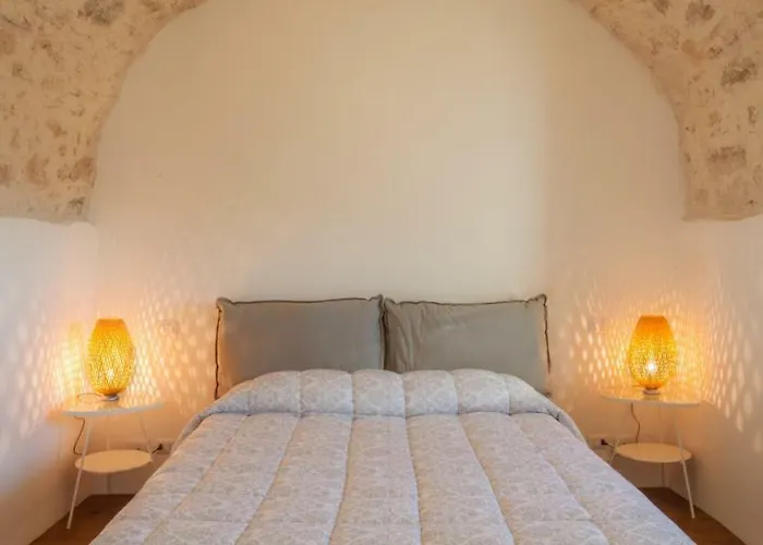 Il Castello Di Campello Apartahotel 4*