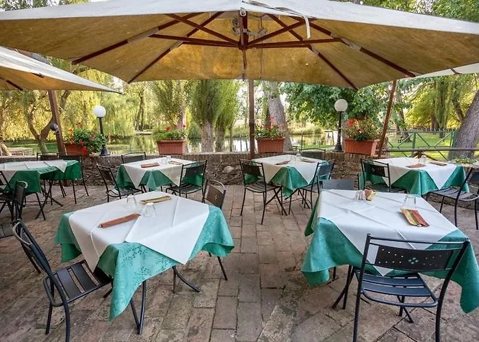 Il Castello Di Campello Apartahotel Campello sul Clitunno